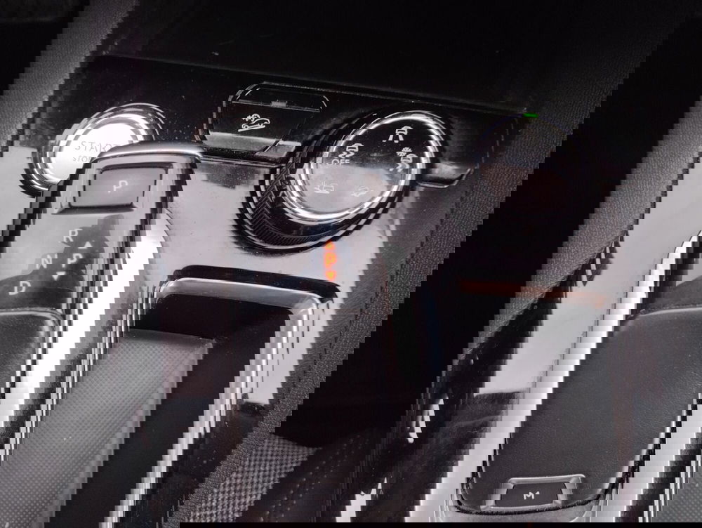 Peugeot 3008 usata a Asti (18)