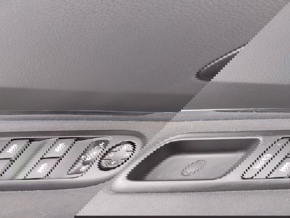 Peugeot 5008 usata a Asti (10)