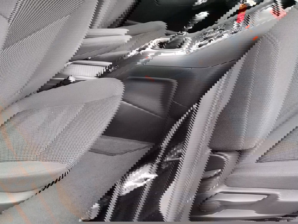 Peugeot 5008 usata a Asti (15)