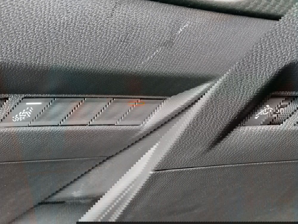 Peugeot 208 usata a Asti (8)