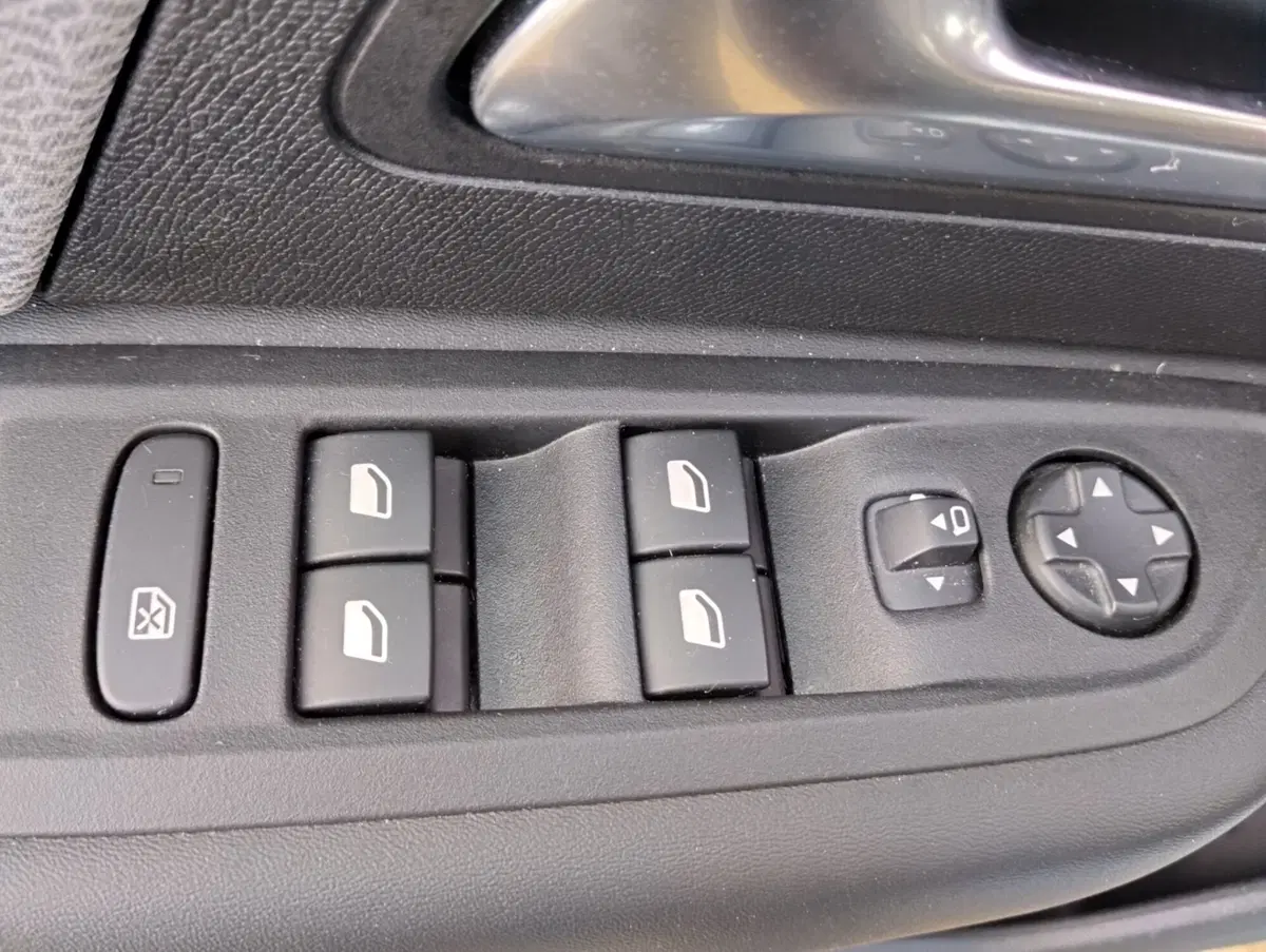 Citroen C4 usata a Asti (7)