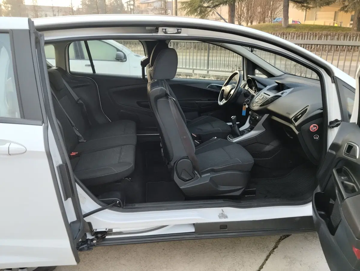 Ford B-Max usata a Asti (7)