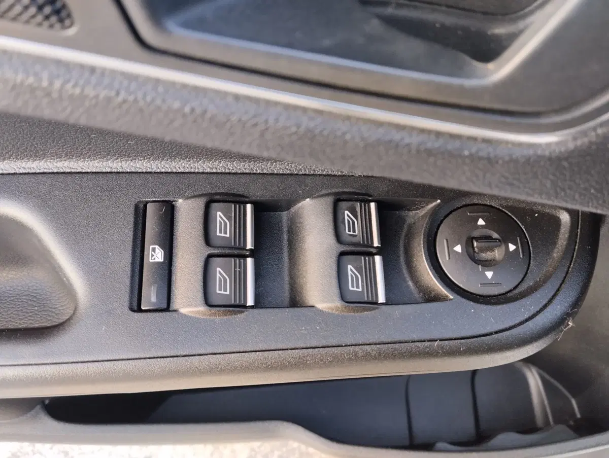 Ford B-Max usata a Asti (9)