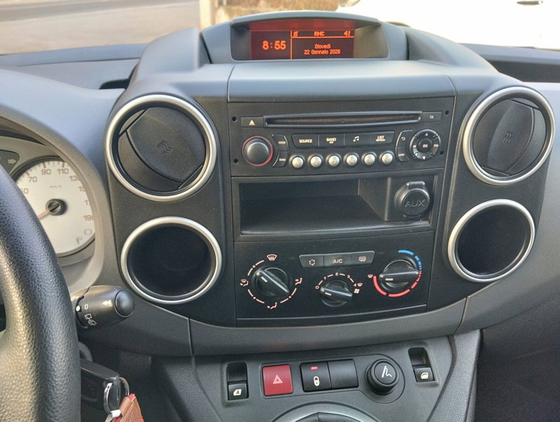 Peugeot Partner usata a Asti (12)