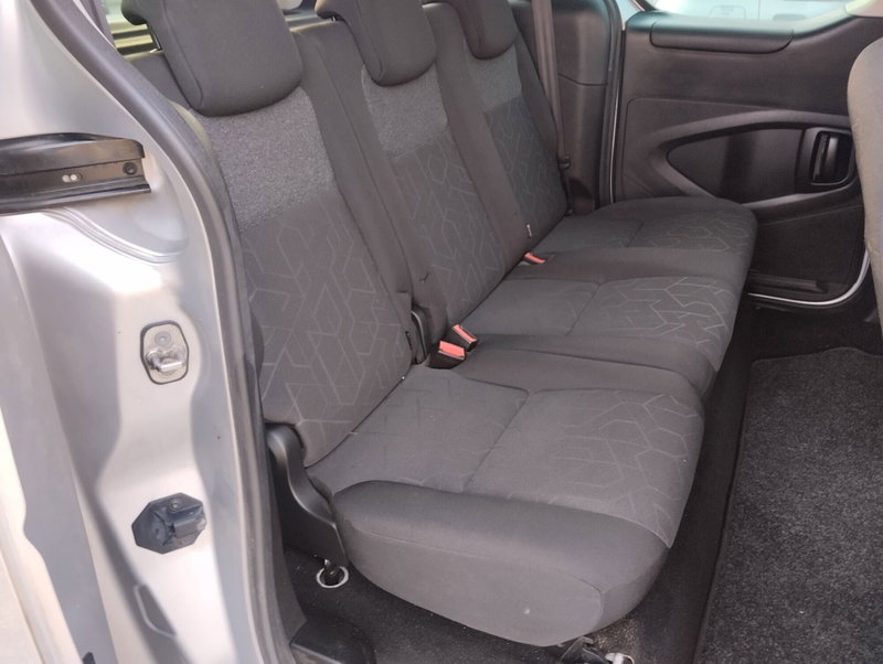 Peugeot Partner usata a Asti (19)