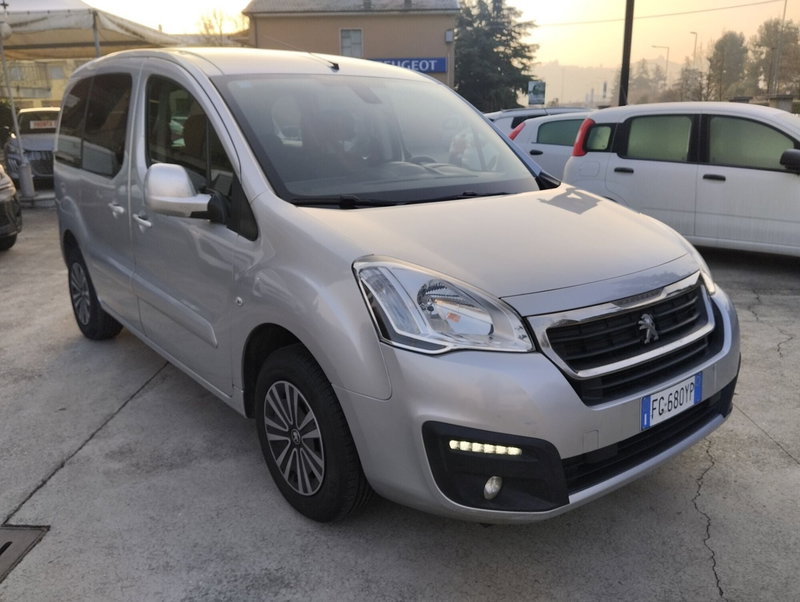 Peugeot Partner usata a Asti (2)