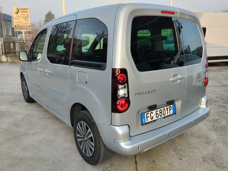 Peugeot Partner usata a Asti (3)