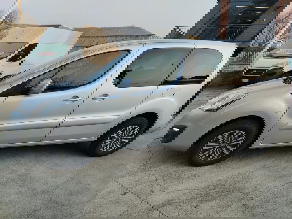 Peugeot Partner usata a Asti (6)