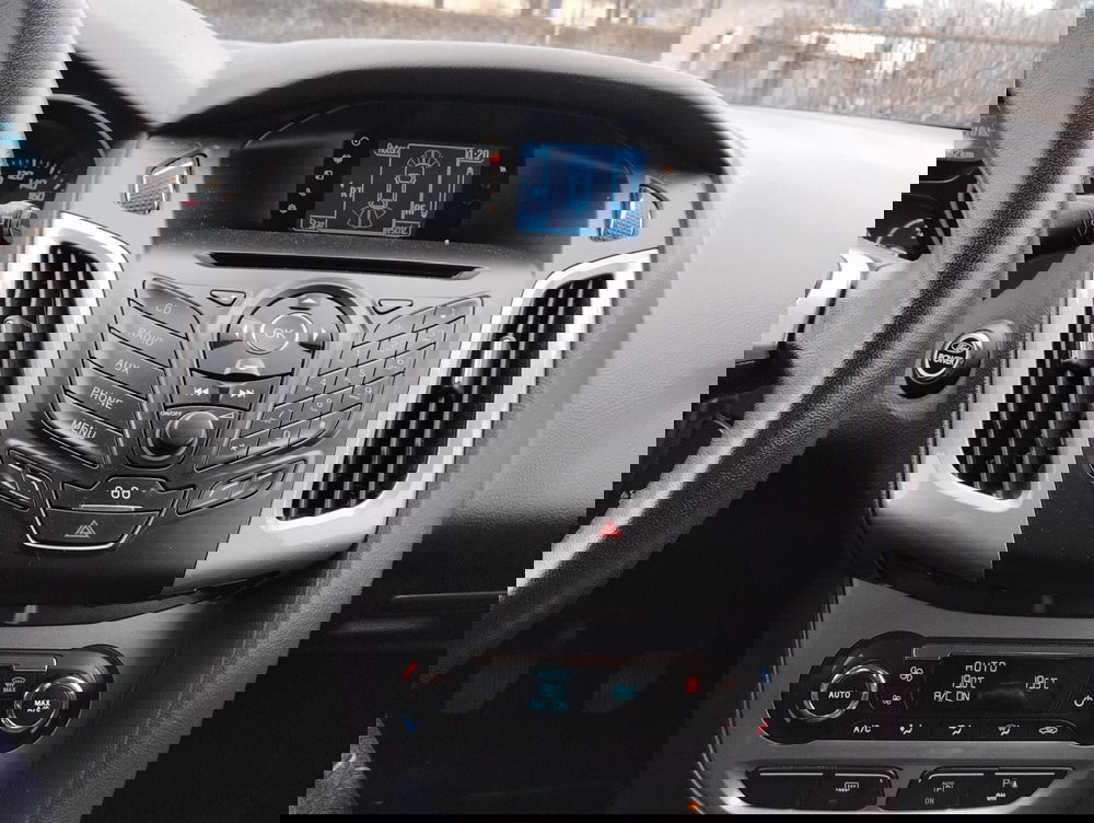 Ford Focus Station Wagon usata a Asti (13)