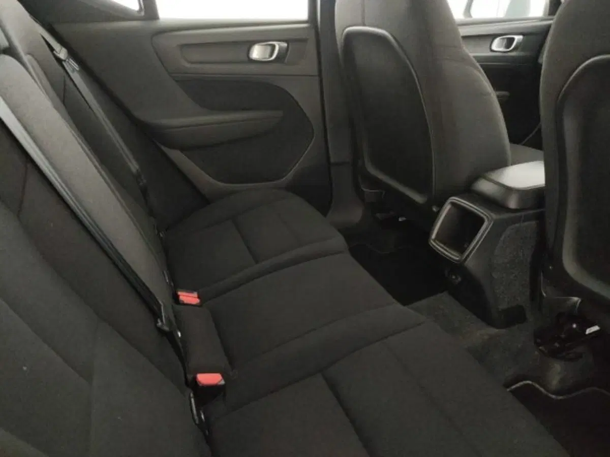 Volvo XC40 usata a Modena (11)
