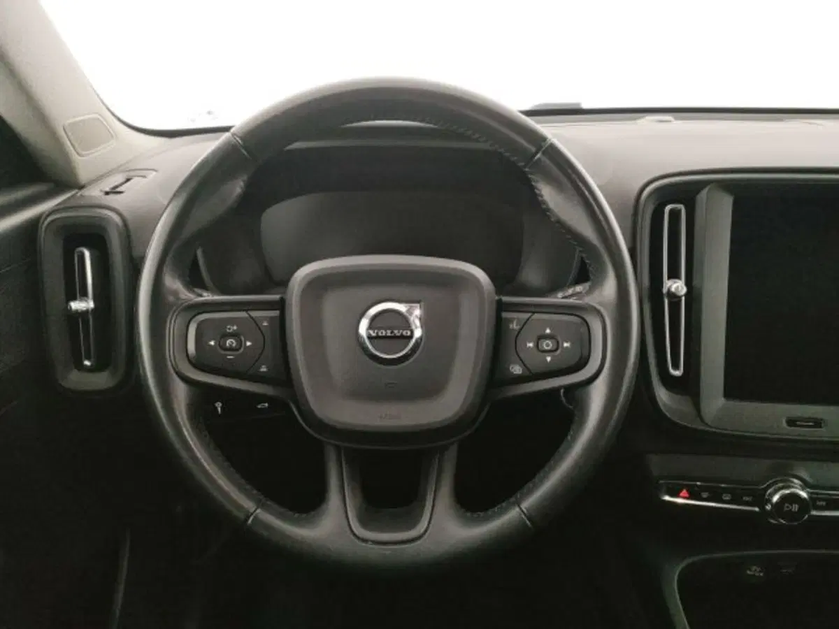 Volvo XC40 usata a Modena (9)