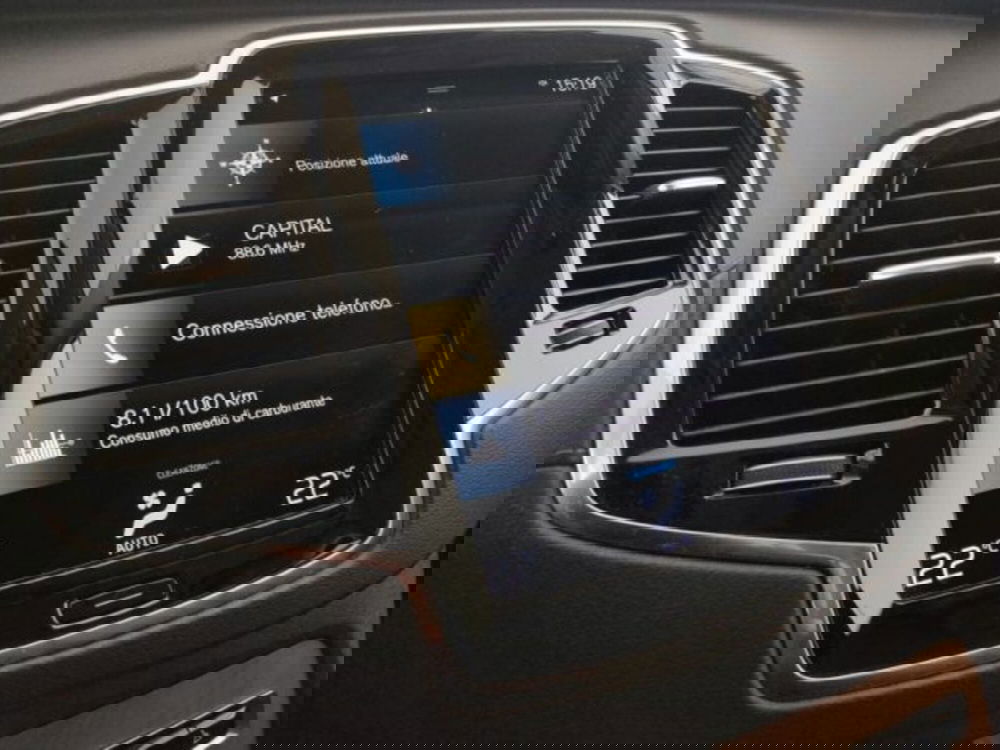 Volvo XC90 usata a Modena (18)