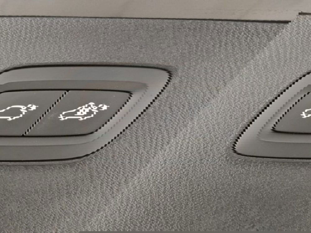 Volvo XC90 usata a Modena (8)