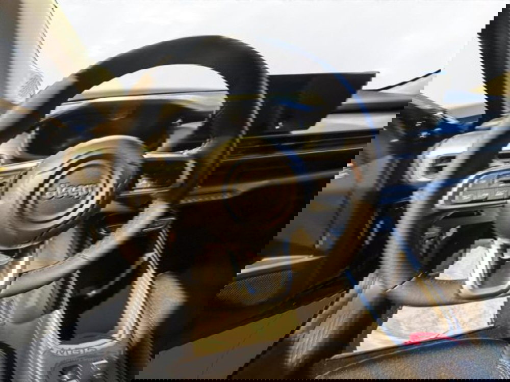 Jeep Avenger nuova a Perugia (14)