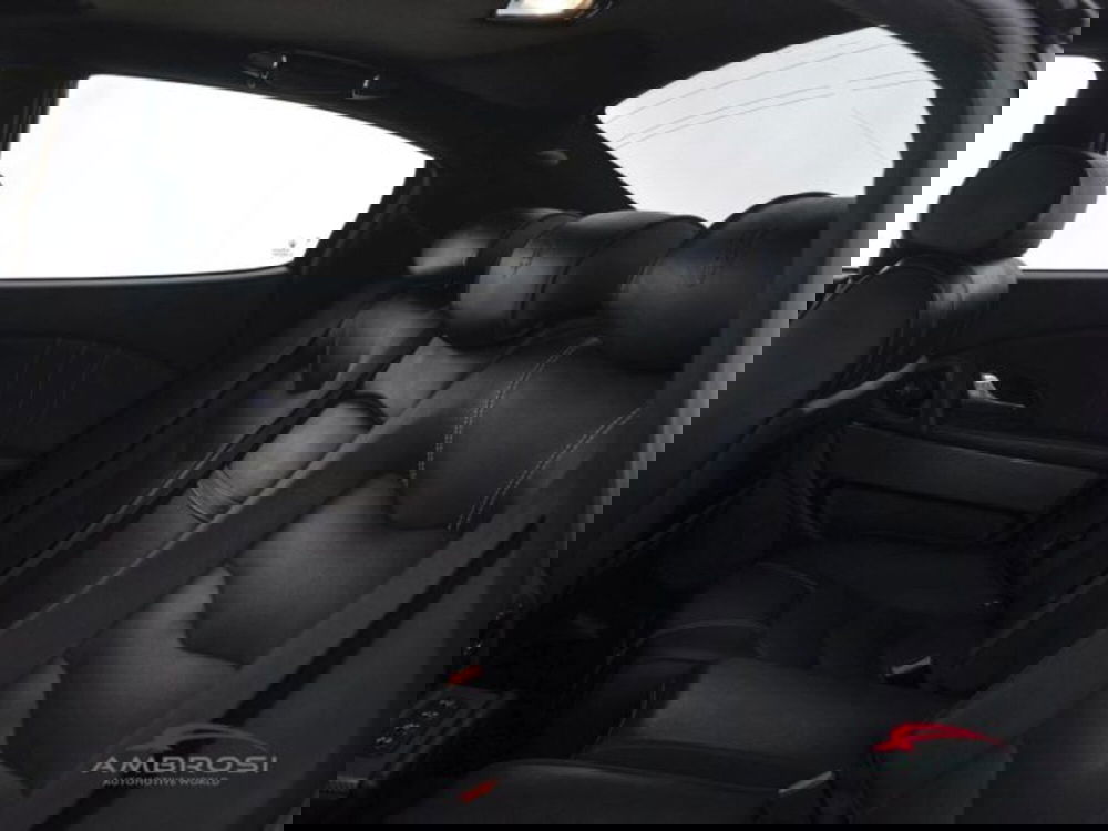 Maserati Quattroporte usata a Perugia (10)