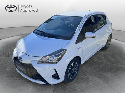 Toyota Yaris 1.5 Hybrid 5 porte Cool del 2017 usata a Como