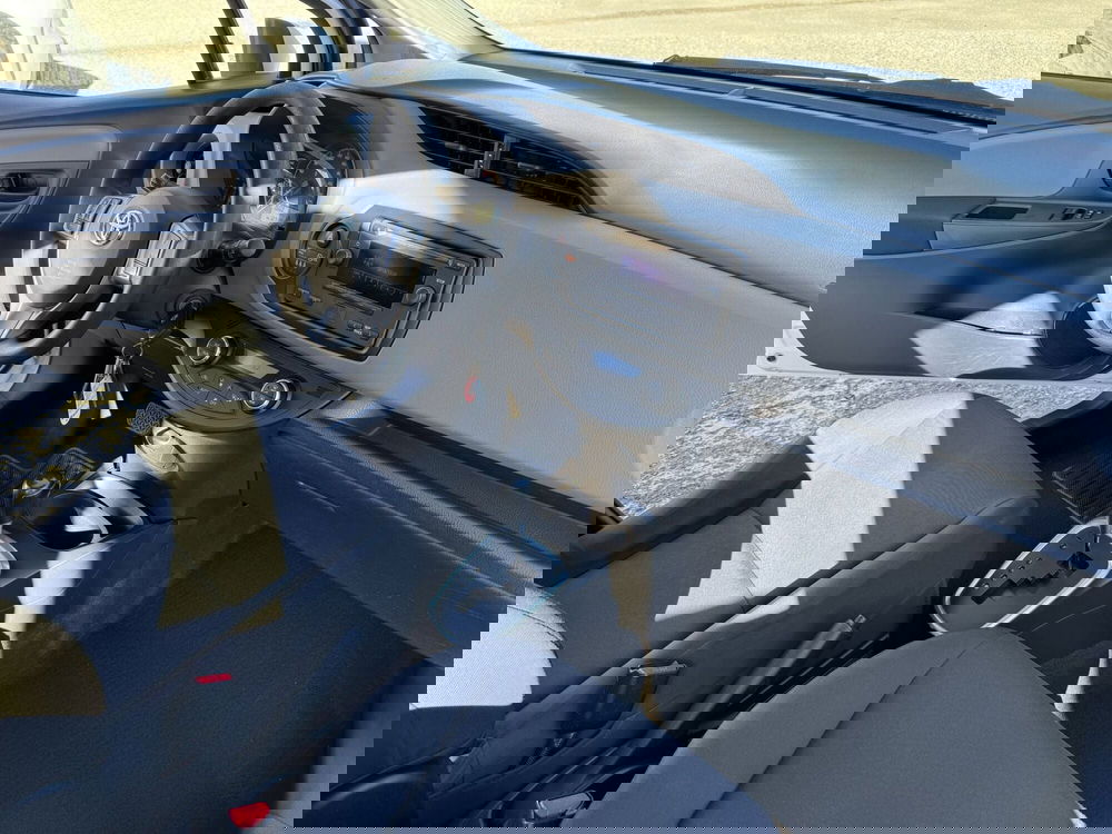 Toyota Yaris usata a Como (6)