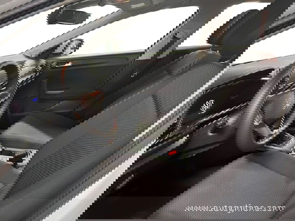 Volkswagen T-Roc usata a Modena (9)