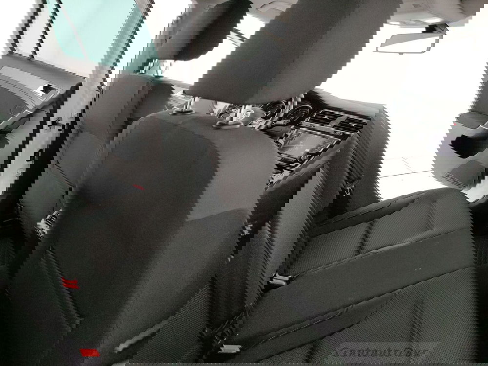 Volkswagen Golf usata a Caserta (11)