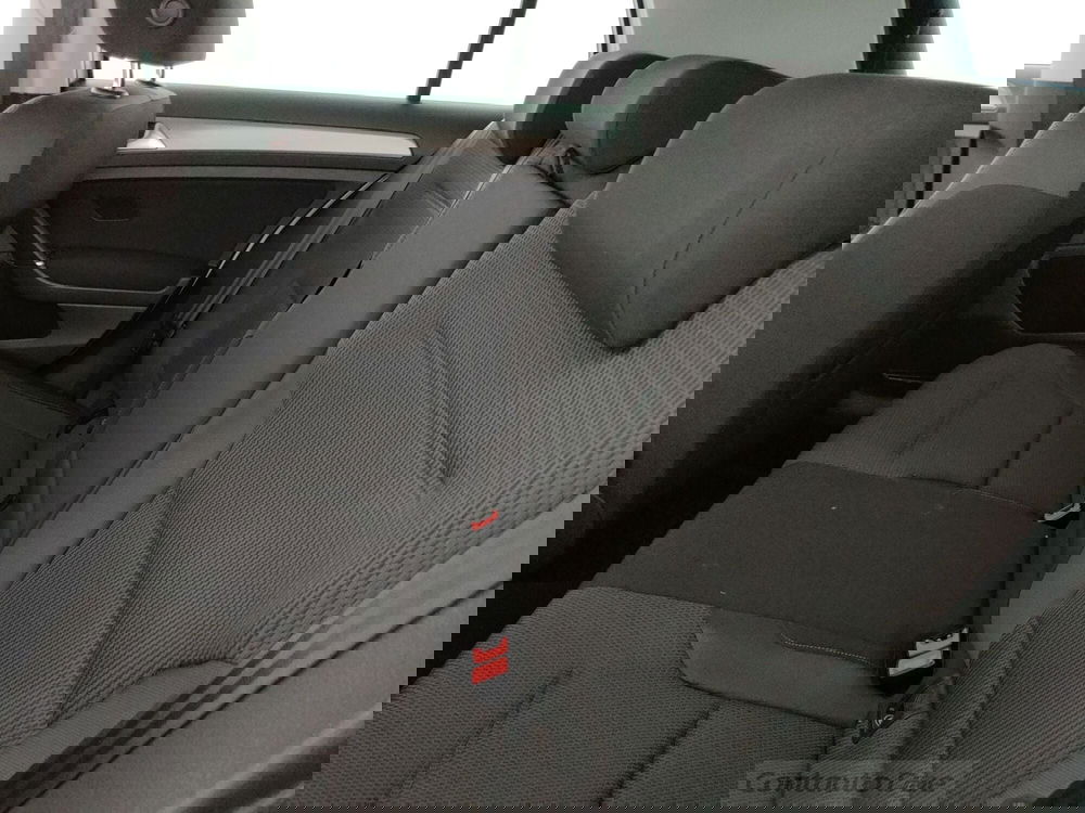 Volkswagen Golf usata a Caserta (16)