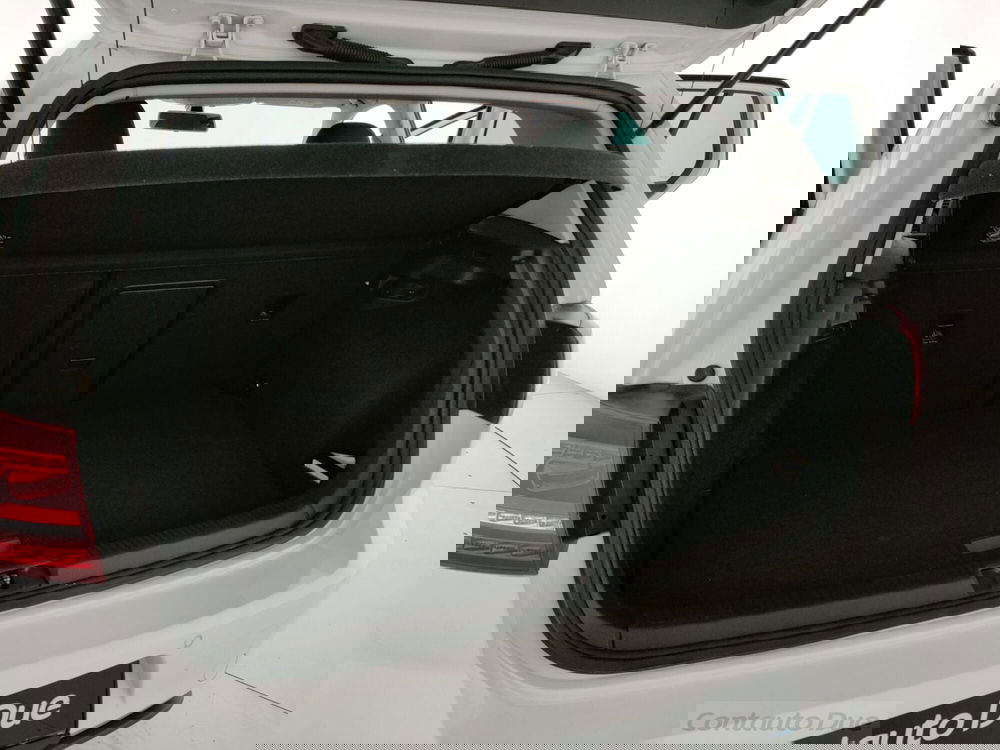 Volkswagen Golf usata a Caserta (9)