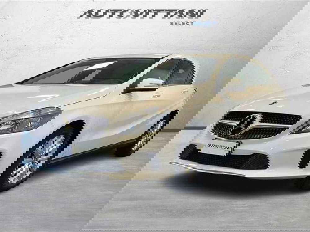 Mercedes-Benz CLA Shooting Brake usata a Como