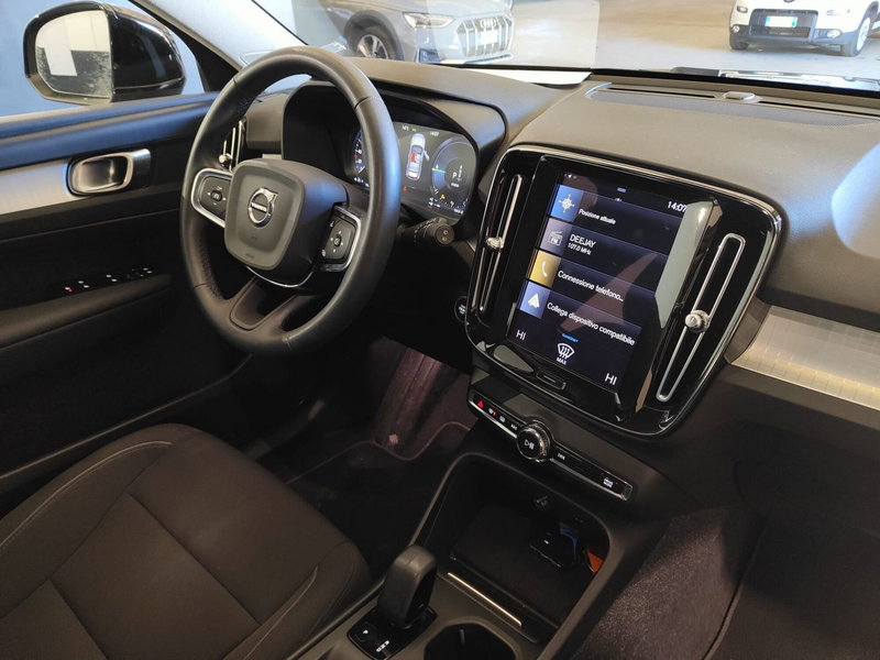 Volvo XC40 usata a Milano (11)
