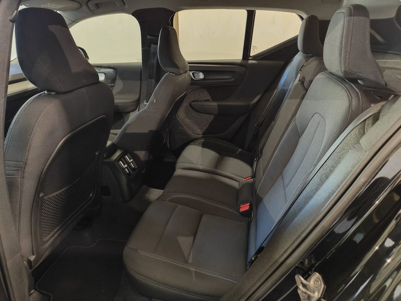 Volvo XC40 usata a Milano (14)