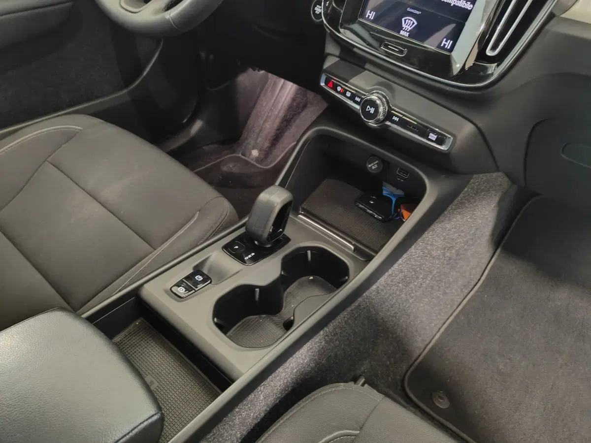 Volvo XC40 usata a Milano (17)