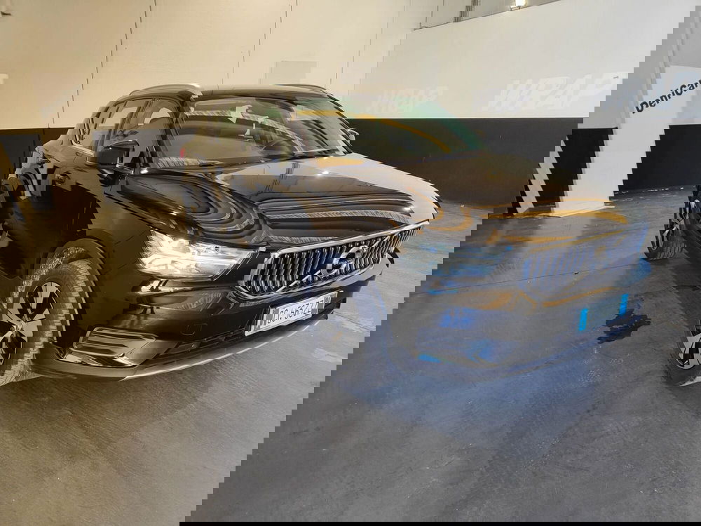 Volvo XC40 usata a Milano (2)