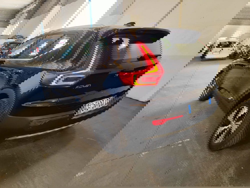 Volvo XC40 usata a Milano (6)