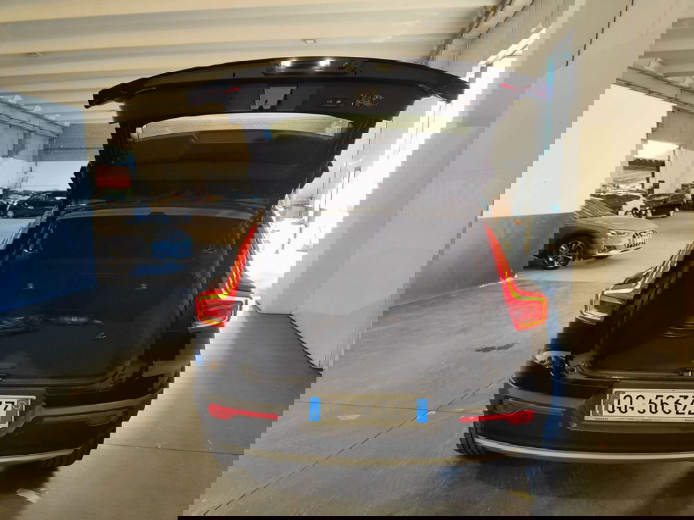 Volvo XC40 usata a Milano (8)