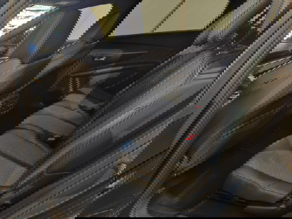 Peugeot 5008 usata a Milano (14)