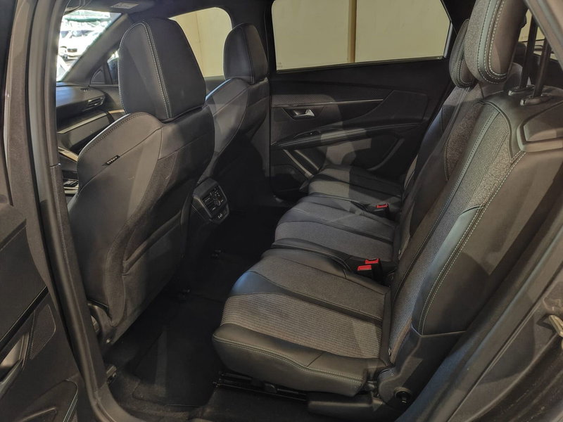 Peugeot 5008 usata a Milano (14)