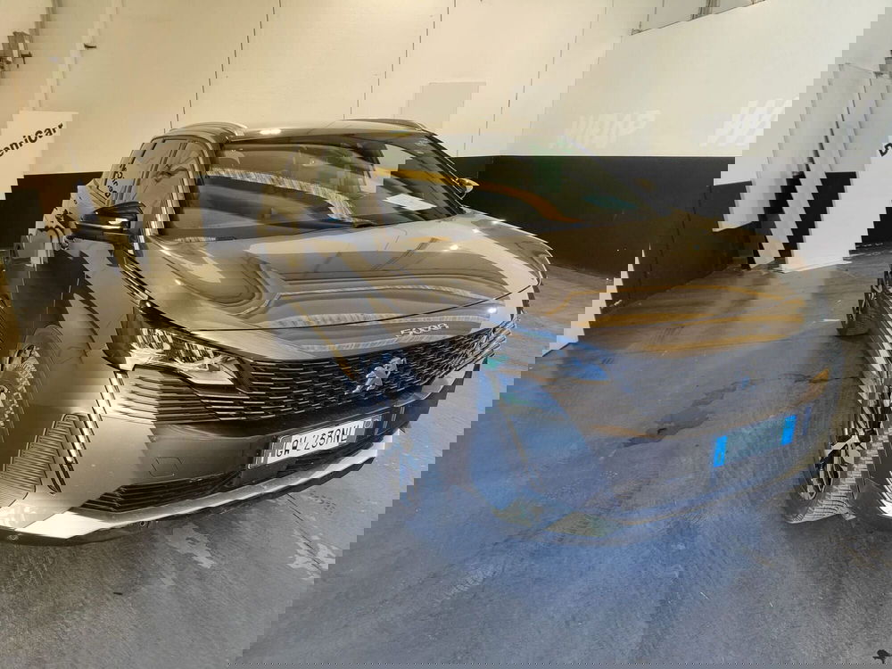 Peugeot 5008 usata a Milano (4)