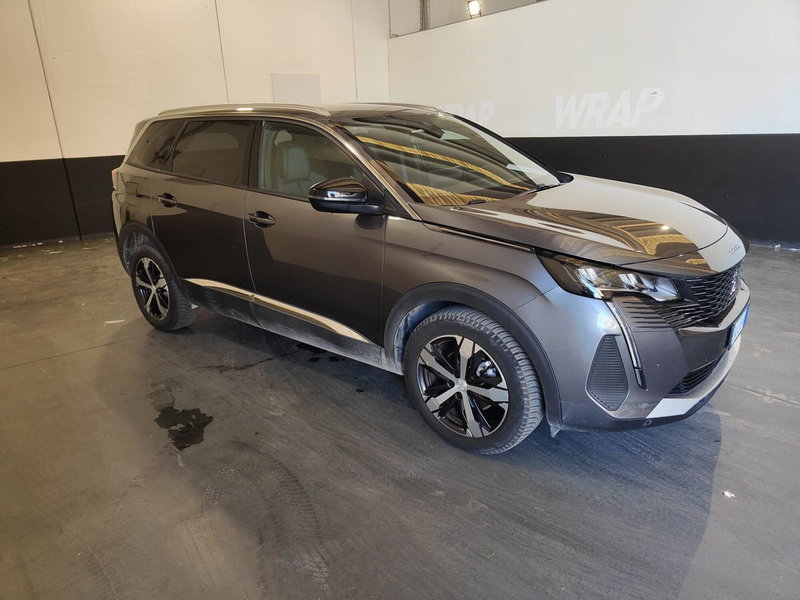 Peugeot 5008 usata a Milano (5)