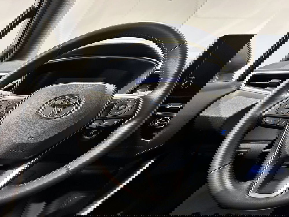 Toyota Corolla Touring Sports usata a Milano (12)