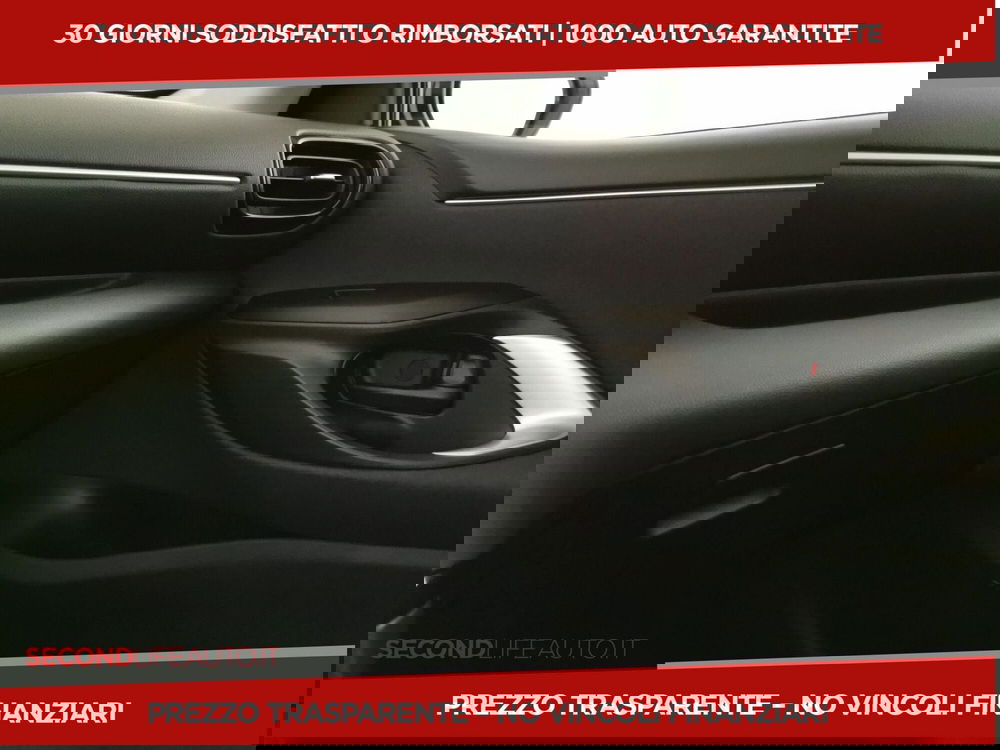 Toyota Yaris nuova a Campobasso (13)