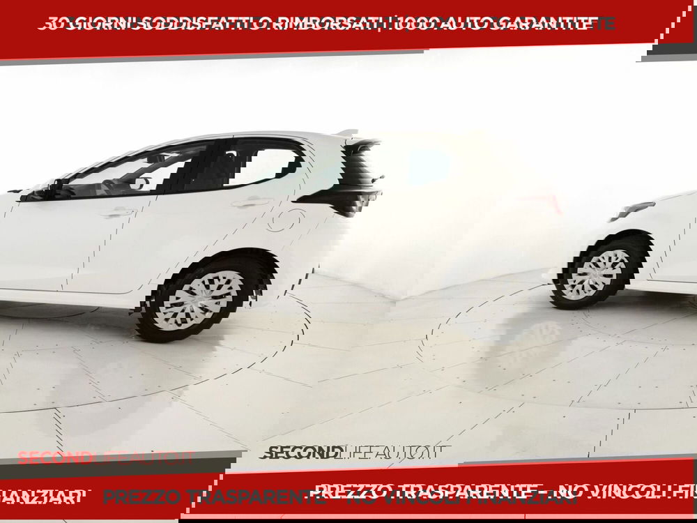 Toyota Yaris nuova a Campobasso (2)