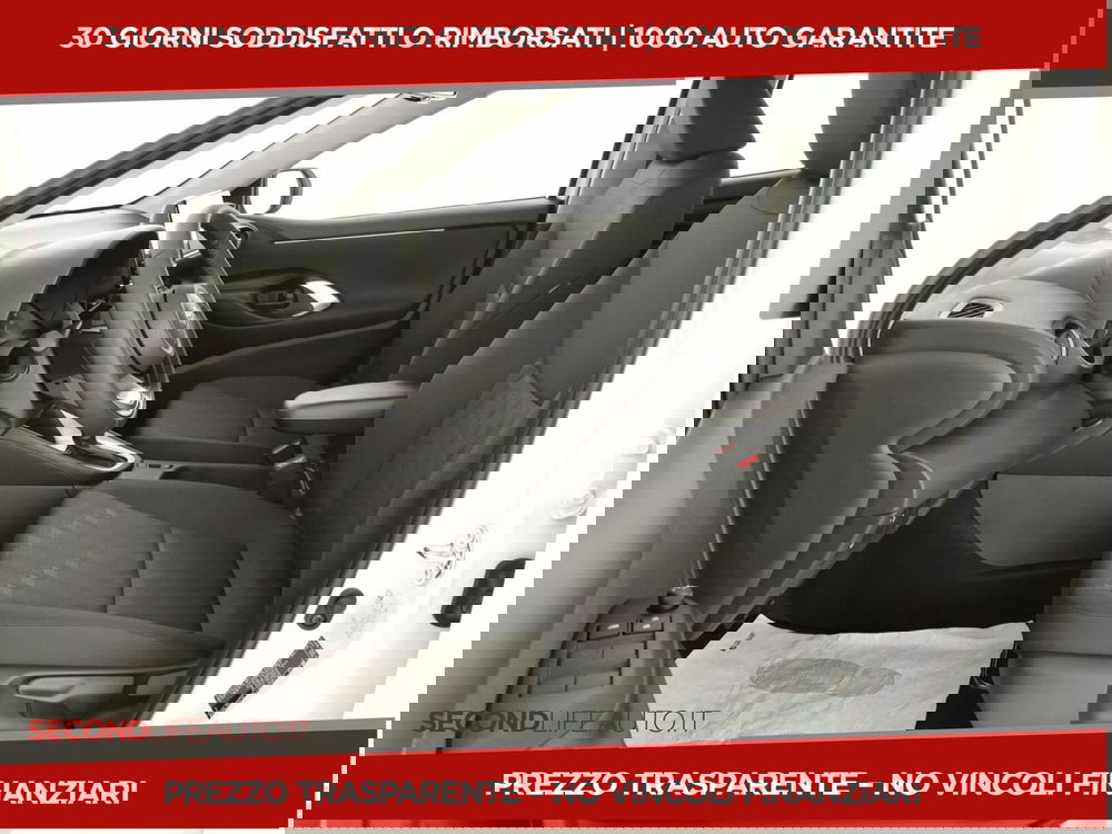 Toyota Yaris nuova a Campobasso (5)