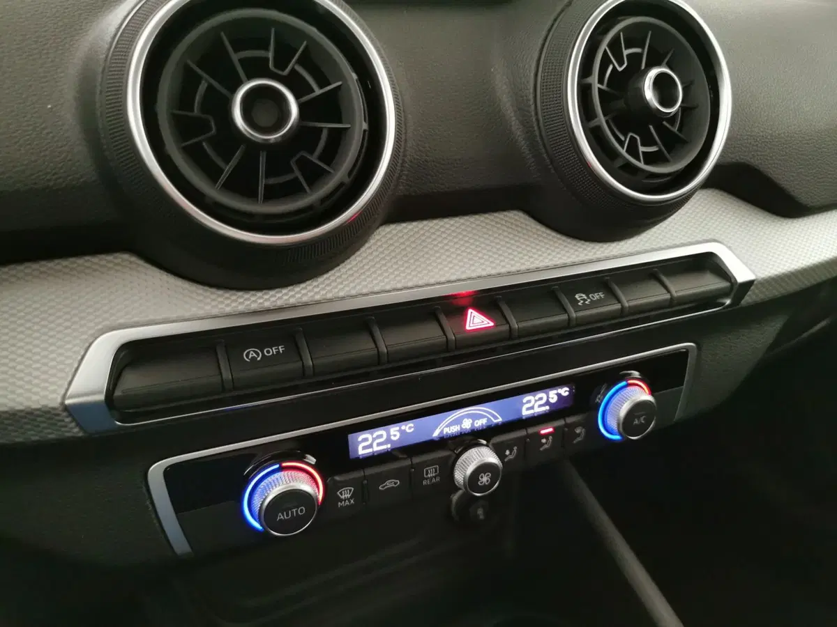 Audi Q2 nuova a Chieti (15)