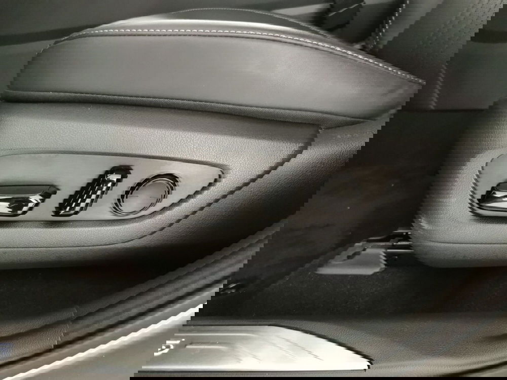 Lexus NX usata a Chieti (20)