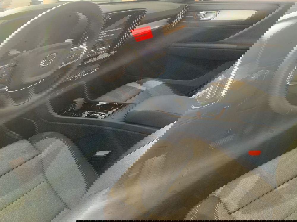 Volvo XC40 nuova a Ferrara (10)