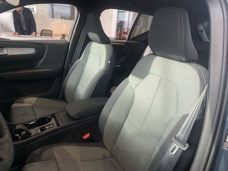 Volvo XC40 nuova a Ferrara (11)