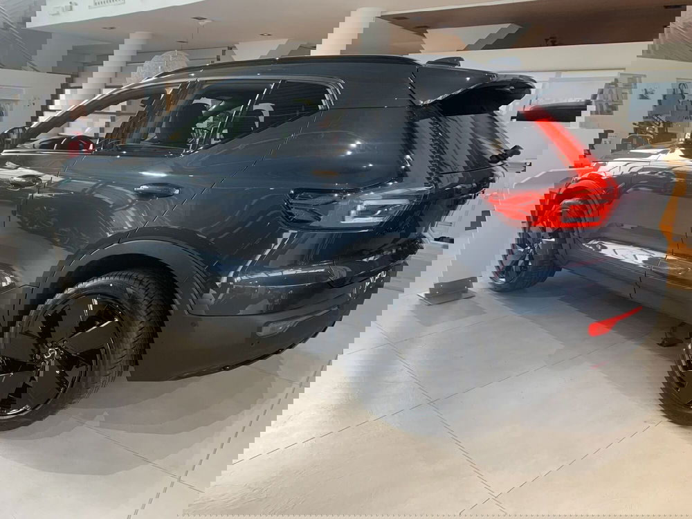 Volvo XC40 nuova a Ferrara (16)