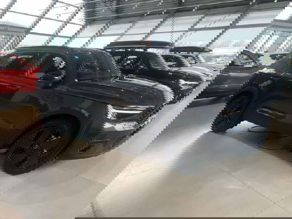 Volvo XC40 nuova a Ferrara (5)