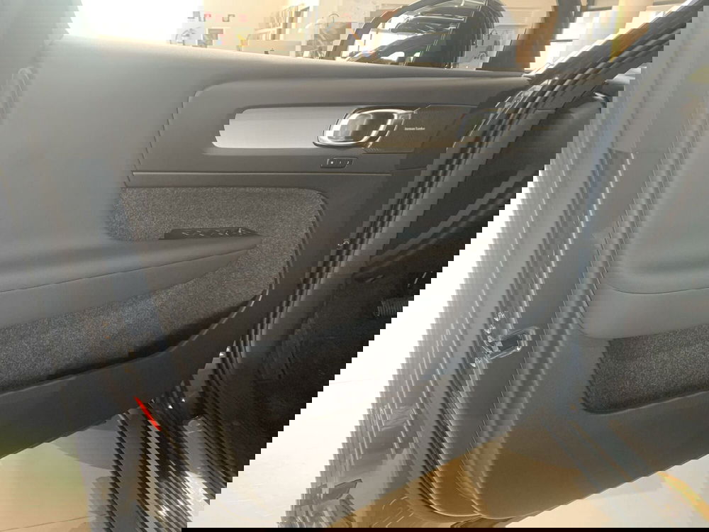 Volvo XC40 nuova a Ferrara (6)