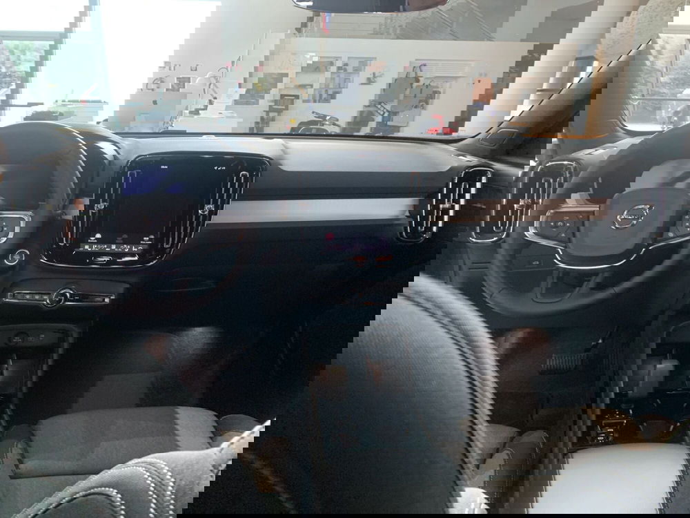 Volvo XC40 nuova a Ferrara (9)