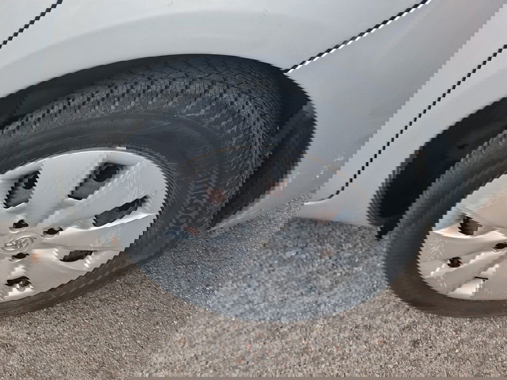 Toyota Yaris usata a Bologna (7)