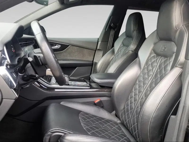 Audi Q8 usata a Firenze (10)